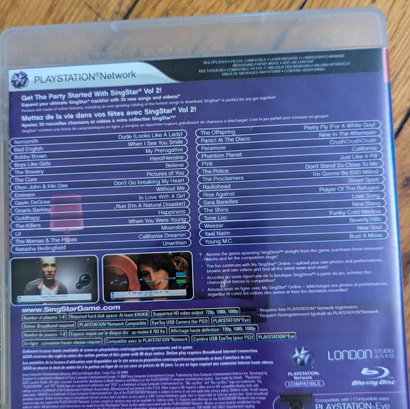 PS3 Singstar 1 and 2 and Disney sing it with Singstar microphone - Picture 7 of 7